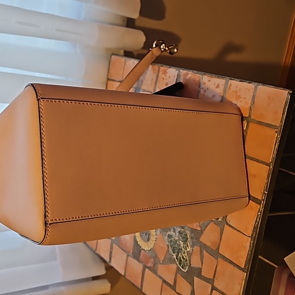 Kate Spade Satchel - Picture 2 of 6